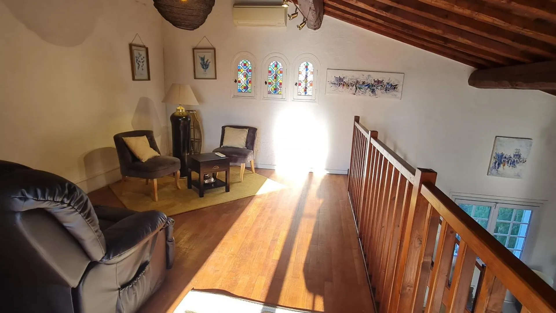 Villa 5 Pieces Avec Piscine Privee Et Climatisation A Sainte-Maxime, Proche Commodites - Fr-1-780-65