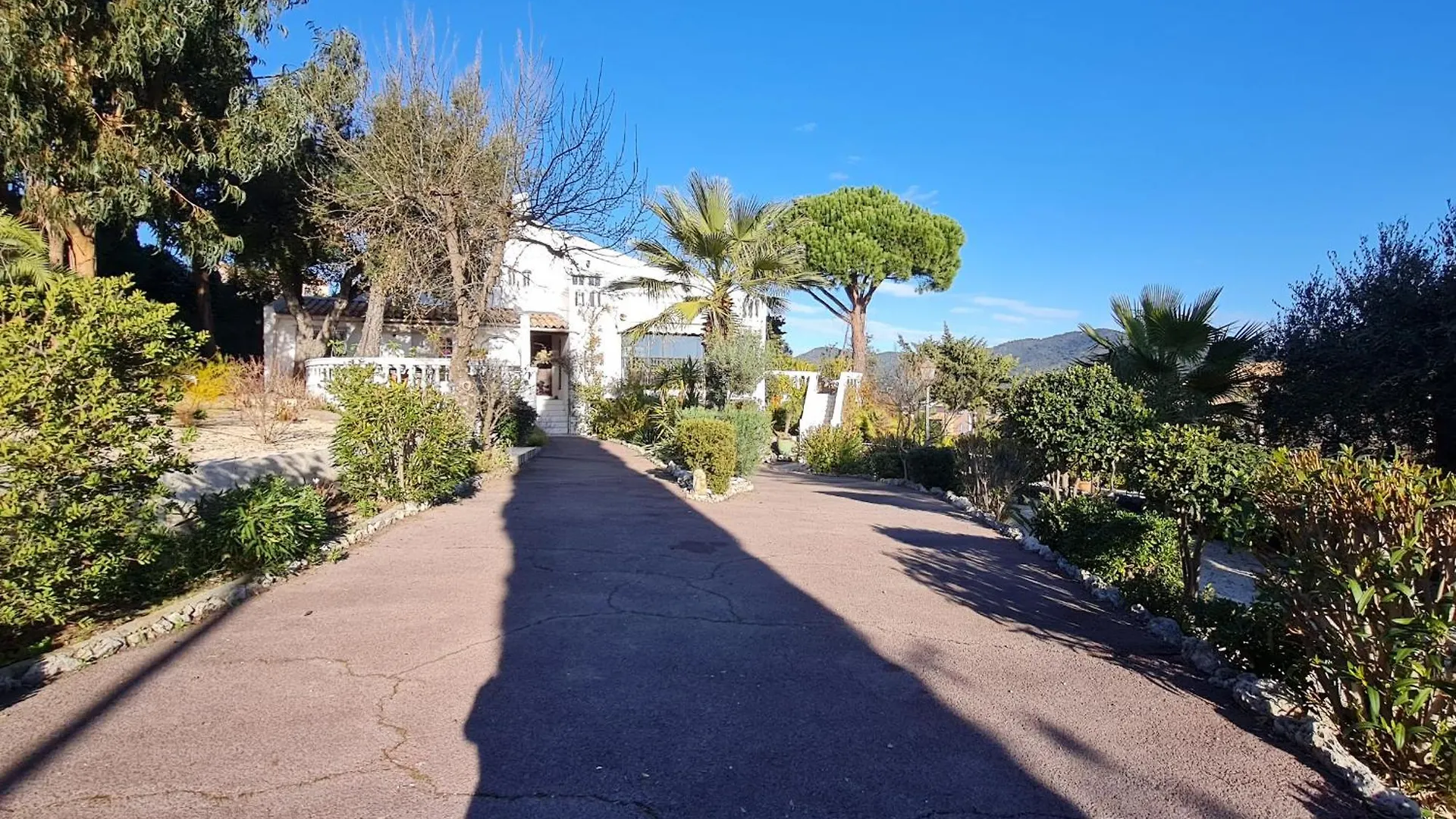 Villa 5 Pieces Avec Piscine Privee Et Climatisation A Sainte-Maxime, Proche Commodites - Fr-1-780-65 France